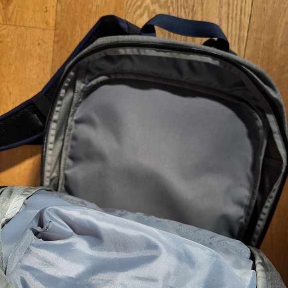Used Timbuk2 Uptown, Midway Color - Picture 4 of 7